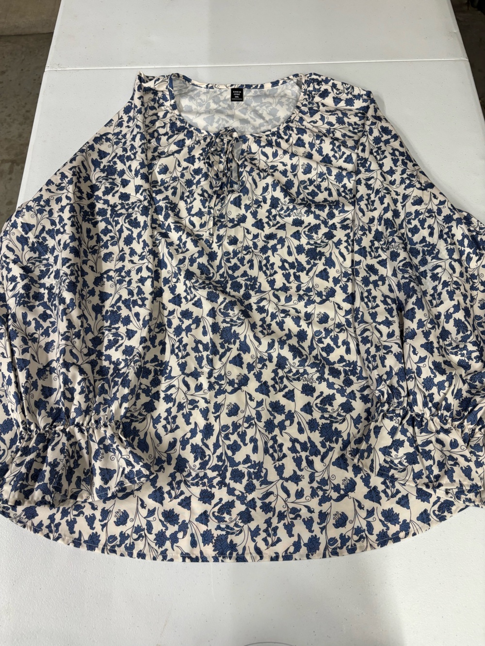 SHEIN Cream and Navy Floral Tie-Neck Blouse